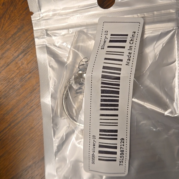 Copper Alloy Snowflake Statement Ring – Elegant Design, Hypoallergenic size 10 - Picture 4 of 4